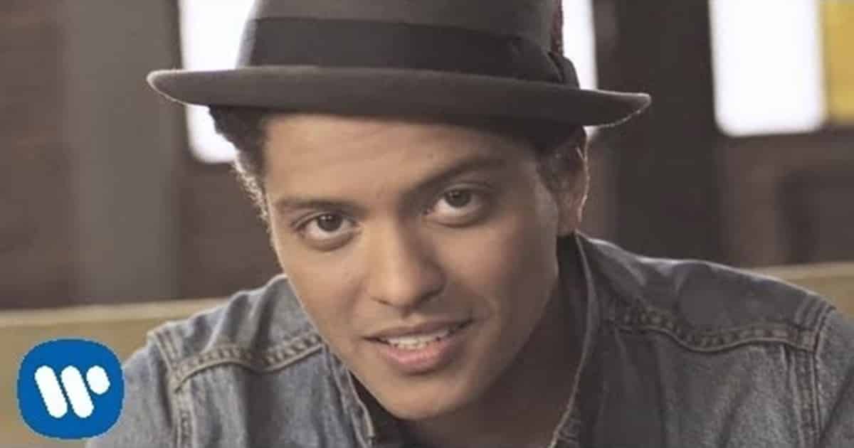 English Listening Practice with Songs [Bruno Mars – Just The Way You Are]